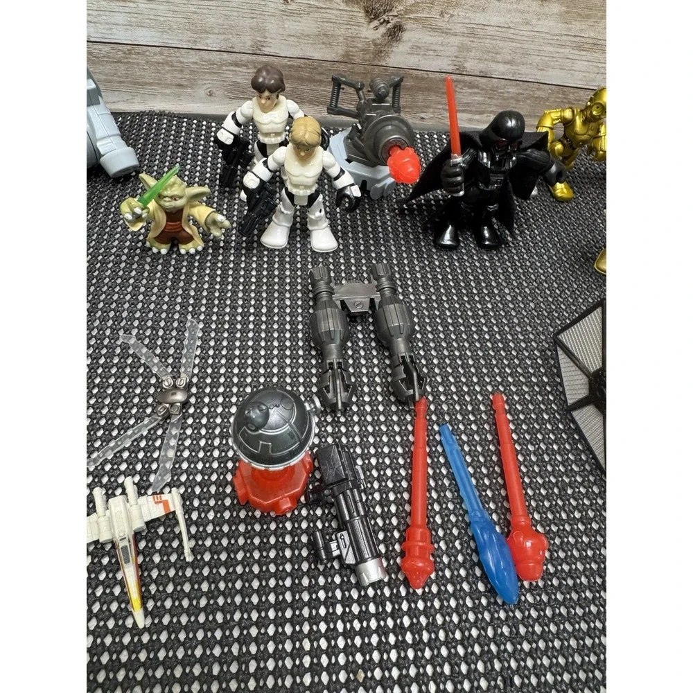 Star Wars Galactic Heroes Mix Lot of 25 Pc‎ Figures Hasbro Darth Vader Chewbacca